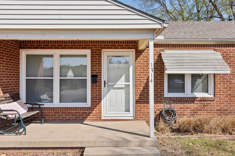 1314 E Donnell St, Wichita, KS 67216
