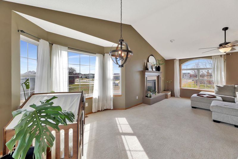 2558 E Cambridge Ct, Park City, KS 67219