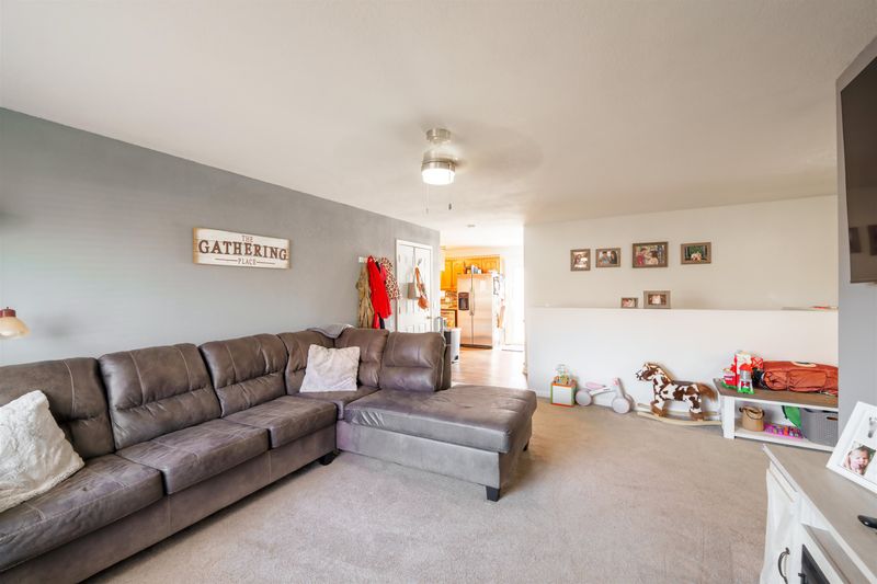 761 Commanche Ave, Salina, KS 67401