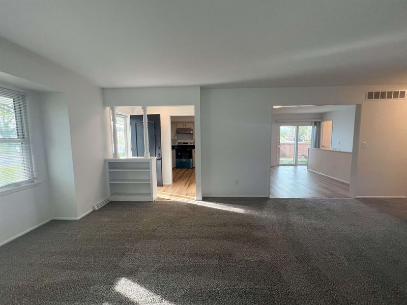 918 E Kristen Rd, Derby, KS 67037