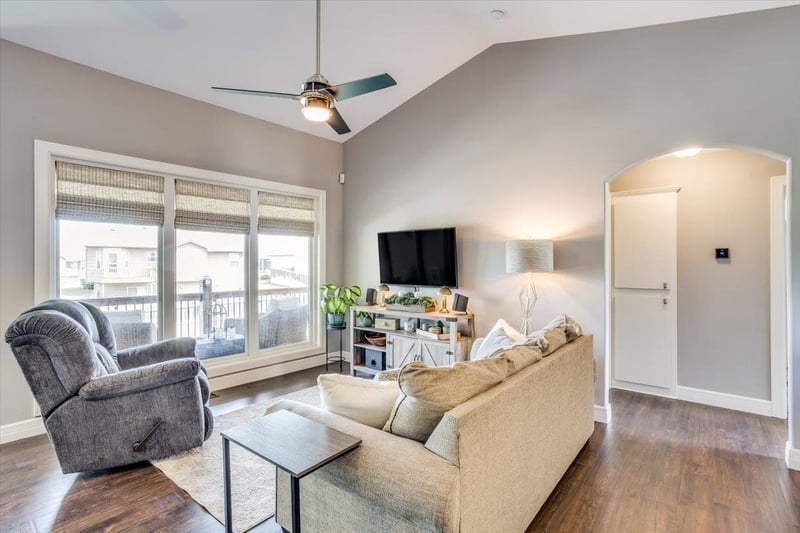 10610 W Greenfield Cir, Wichita, KS 67215