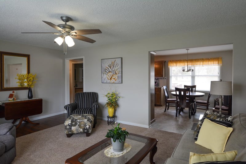251 N Pratt St, Mount Hope, KS 67108