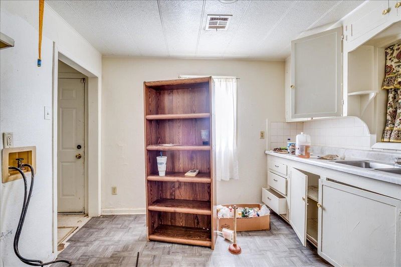 3604 E 13th, Wichita, KS 67208
