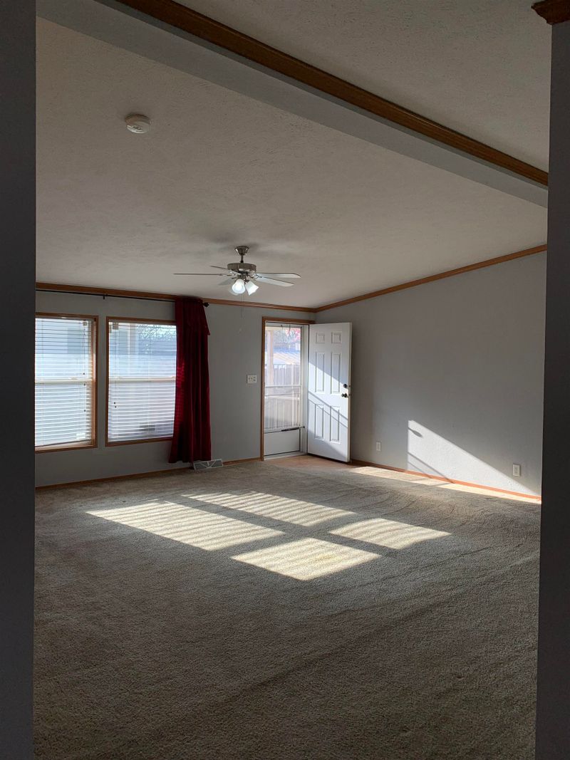 4216 E Jonquil Cir, Wichita, KS 67210
