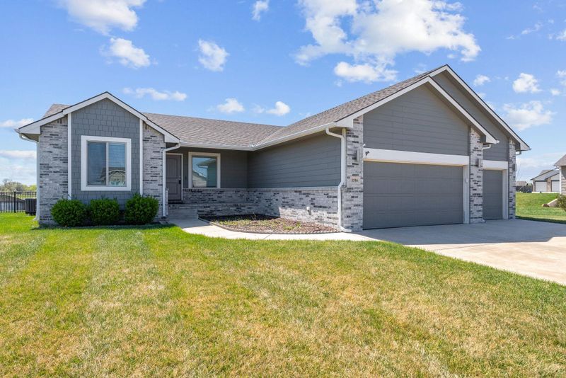 1516 N Aster St, Andover, KS 67002