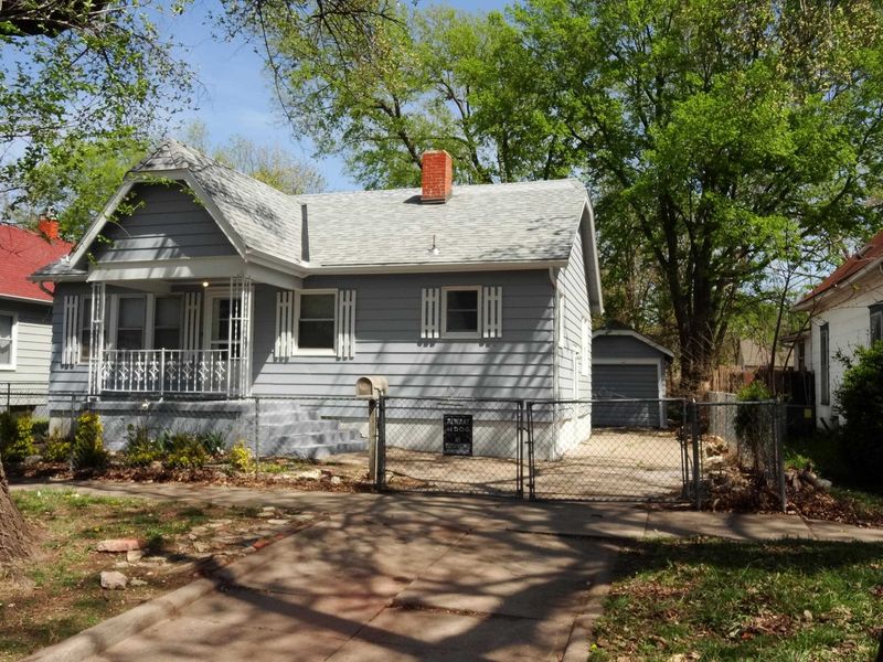 1106 S Ida, Wichita, KS 67211