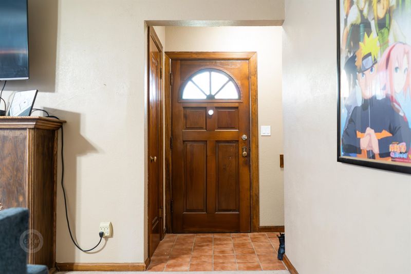 256 S Minneapolis Ave, Wichita, KS 67211