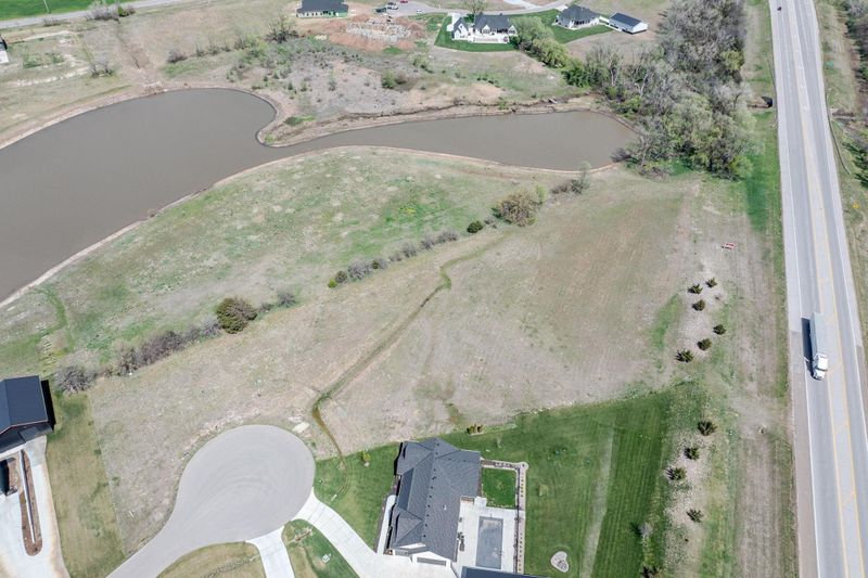 11750 W Cherese Cir, Wichita, KS 67215-2509