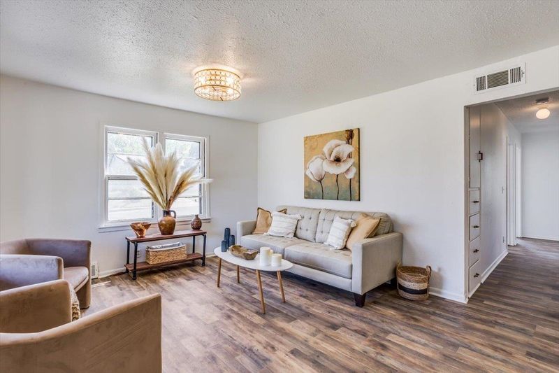 2825 E 22nd, Wichita, KS 67219