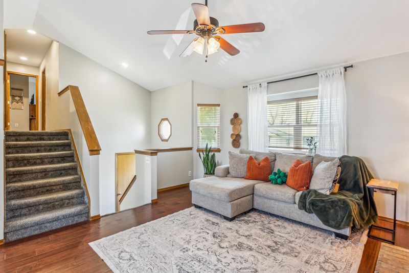 246 W Mallard Dr, Derby, KS 67037