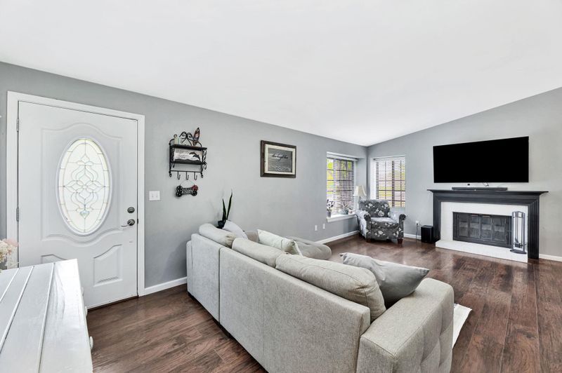 6908 E Winterberry Cir, Wichita, KS 67226