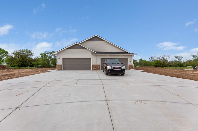 392 Trails Head Cir, Goddard, KS 67052