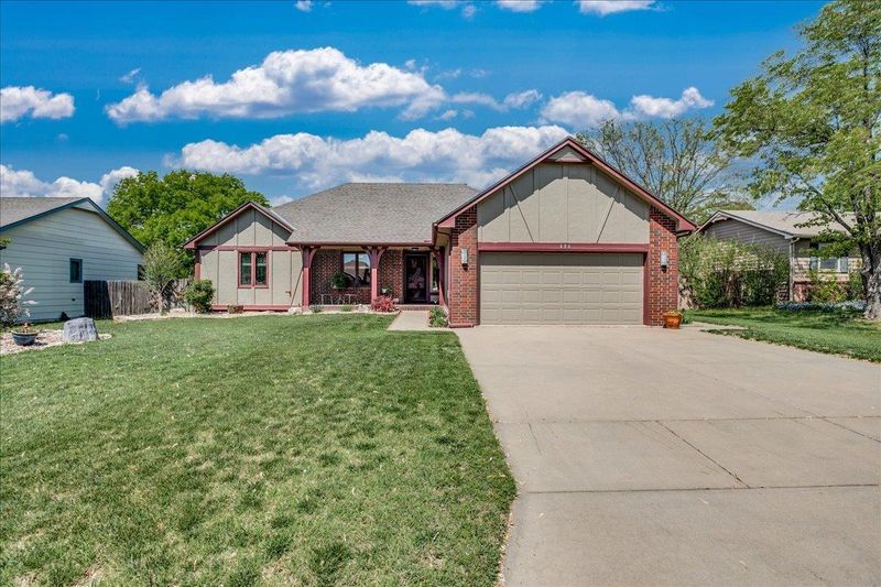 404 W 1st St, Andover, KS 67002