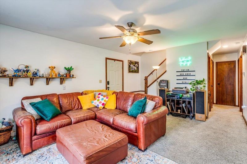 821 E 4th Cir, Douglass, KS 67039