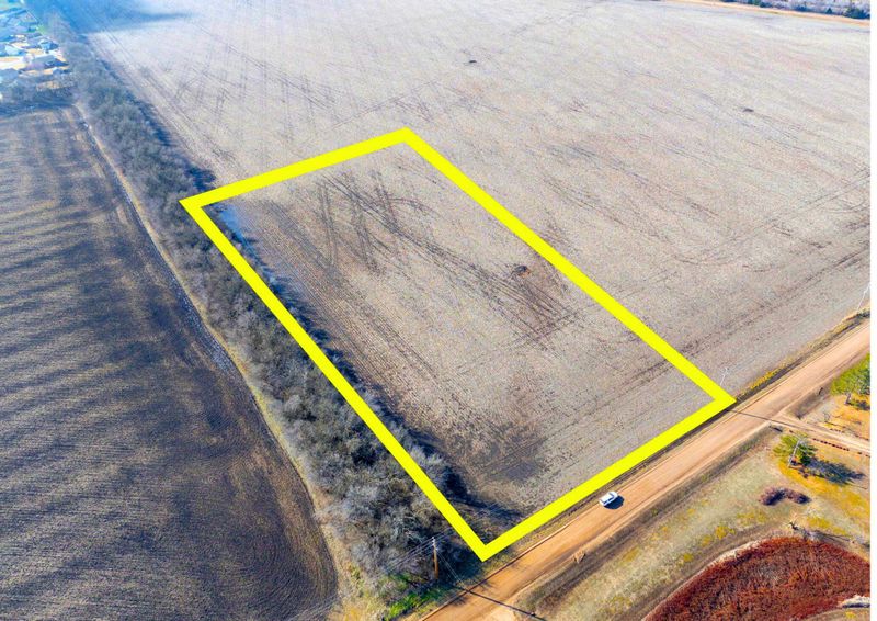 Lot 1 E Bobwhite Est, Valley Center, KS 67147