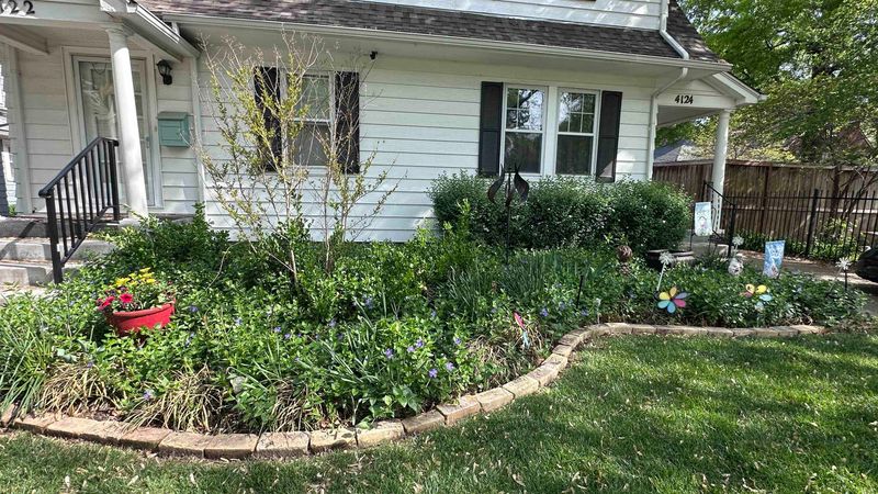 4122 E Lewis St, Wichita, KS 67218