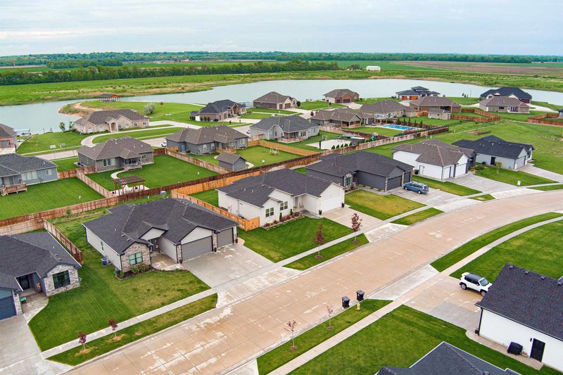 2739 Wet Stone Dr, Salina, KS 67401