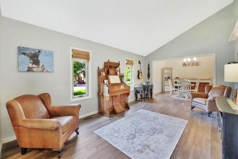 1216 N Armstrong Ct, Derby, KS 67037