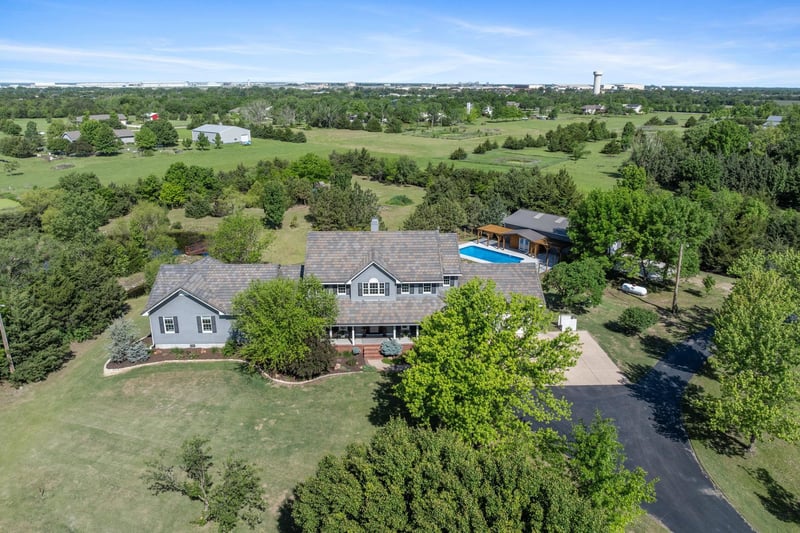 4221 S Dalton St, Derby, KS 67037