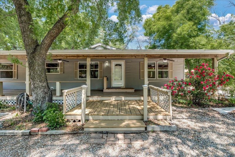 420 W Conyers, Derby, KS 67037
