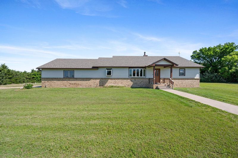 2908 E 13th St, Andover, KS 67002