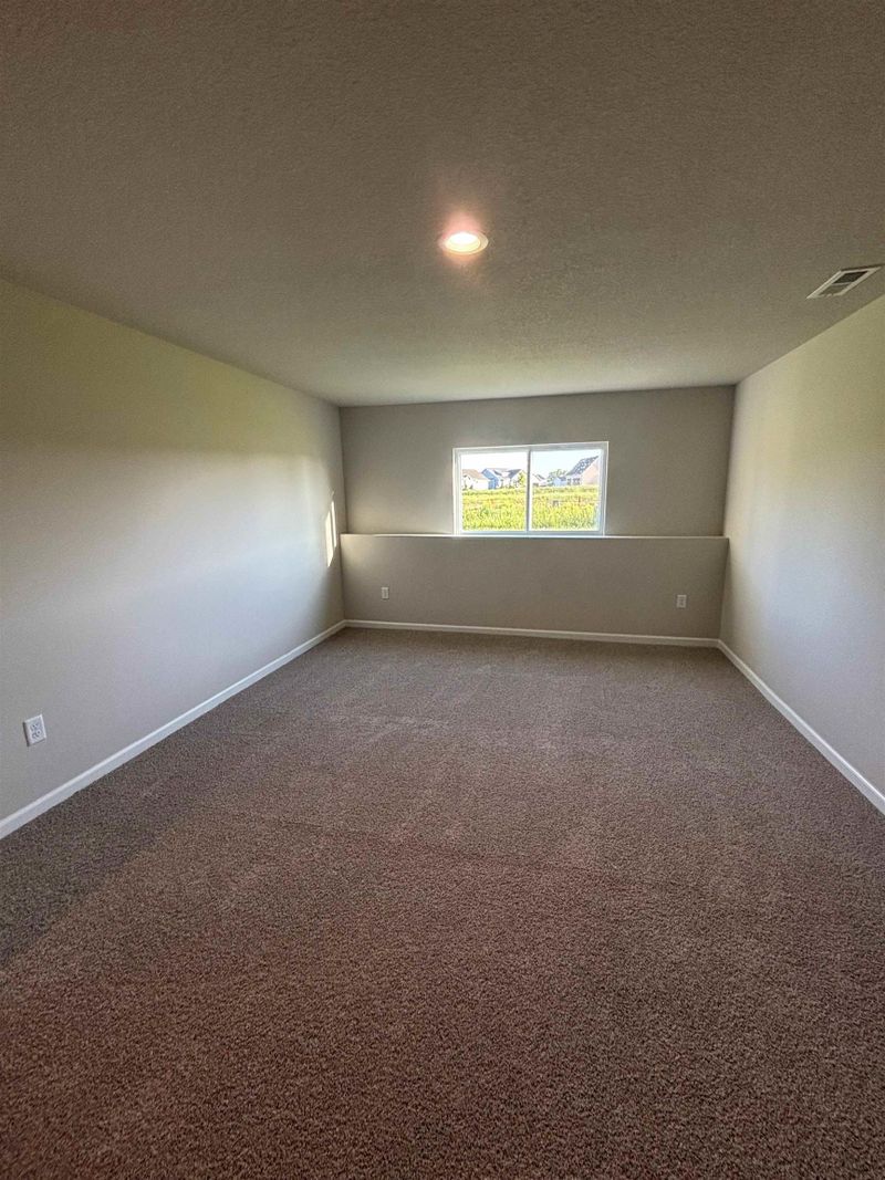 12910 E Equestrian St, Wichita, KS 67230