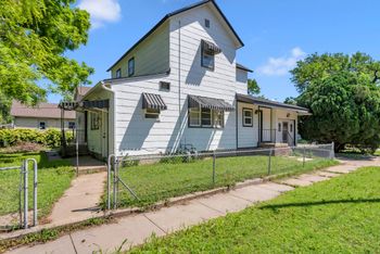 729 & 729 1/2 S Martinson St, Wichita, KS 67213