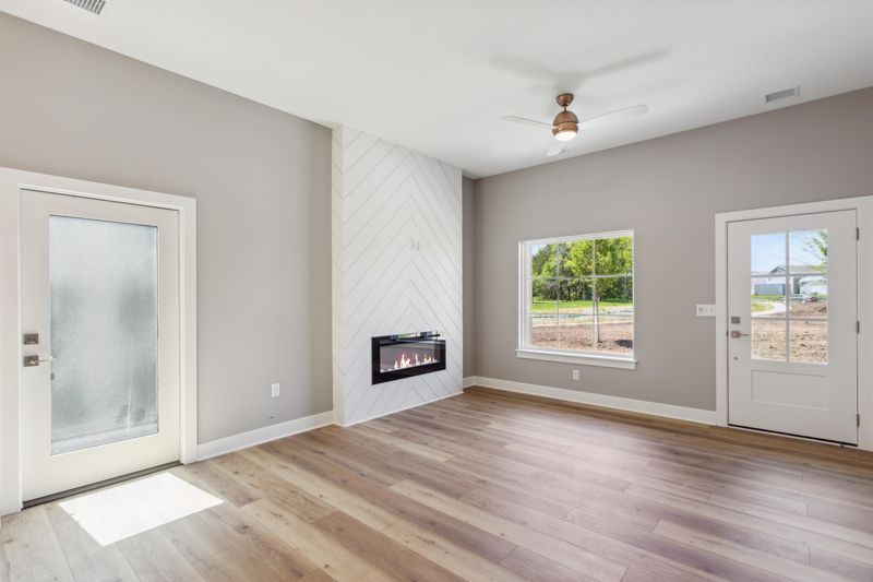 421 E Lexington Ln Aspen, Andover, KS 67002