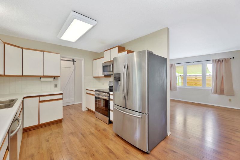 937 N Robin Rd, Wichita, KS 67212