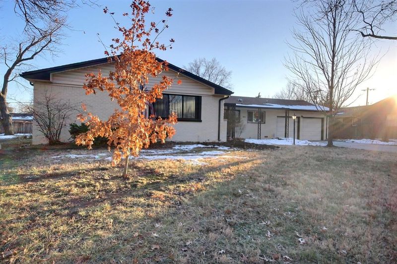 6411 E Marjorie, Wichita, KS 67206