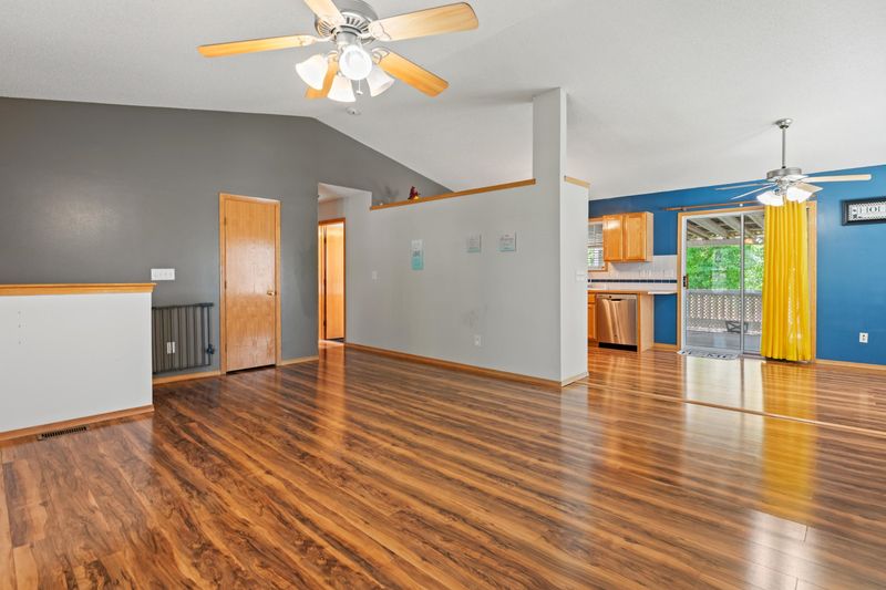 2012 S Crestline St, Wichita, KS 67209