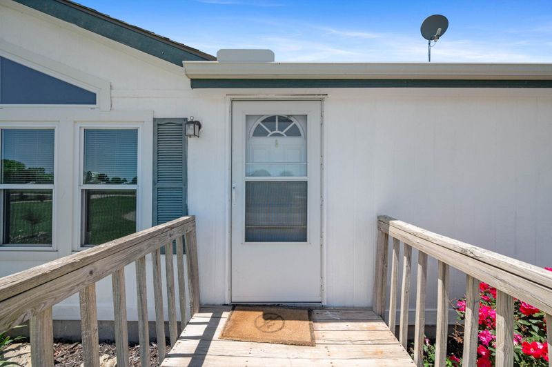 11751 S 145th E, Mulvane, KS 67110