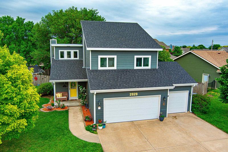 2929 Tasker Ln, Salina, KS 67401