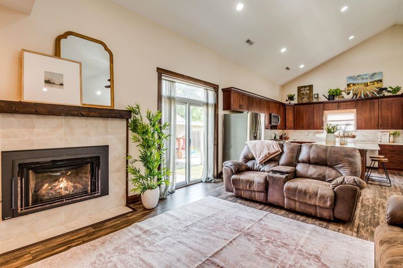 620 E 12th Ave, Winfield, KS 67156