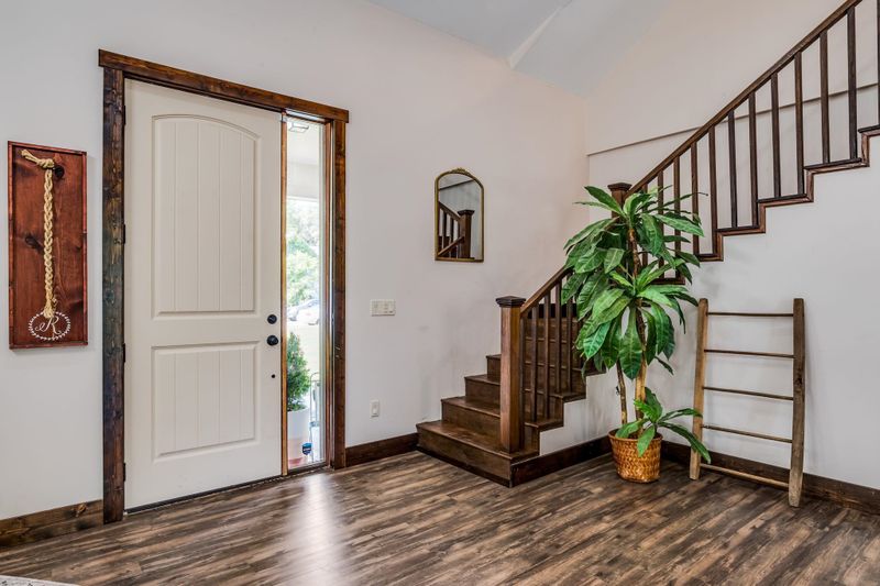 620 E 12th Ave, Winfield, KS 67156