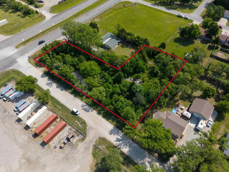 1413 E Hw 54, Andover, KS 67002