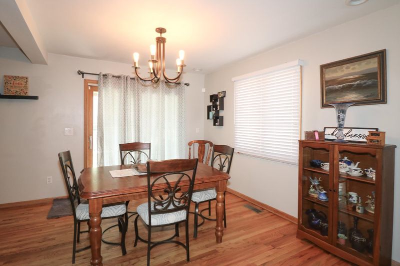 125 E Buckthorn Rd, Derby, KS 67037