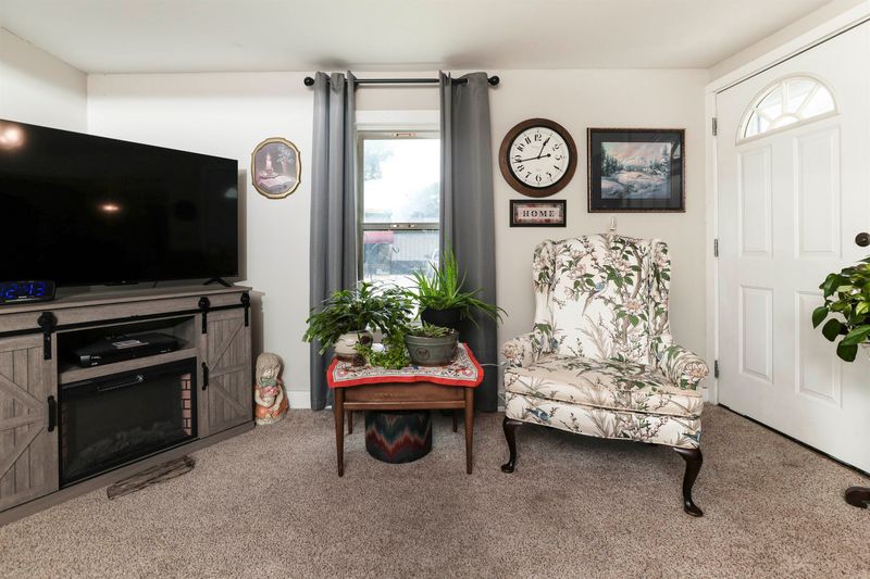 501 W Main St, Valley Center, KS 67147