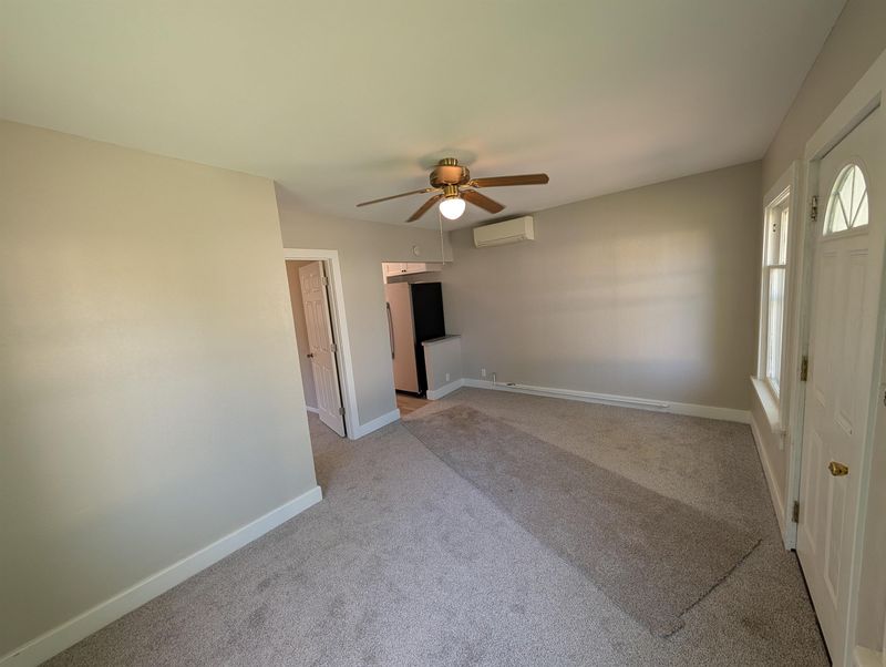 1015 S Walnut St, Newton, KS 67114