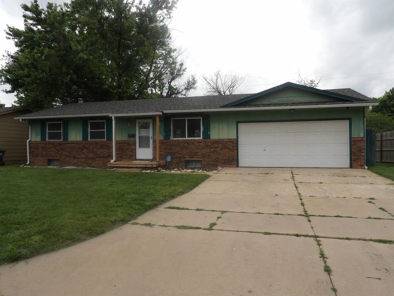 3031 S Chase, Wichita, KS 67217