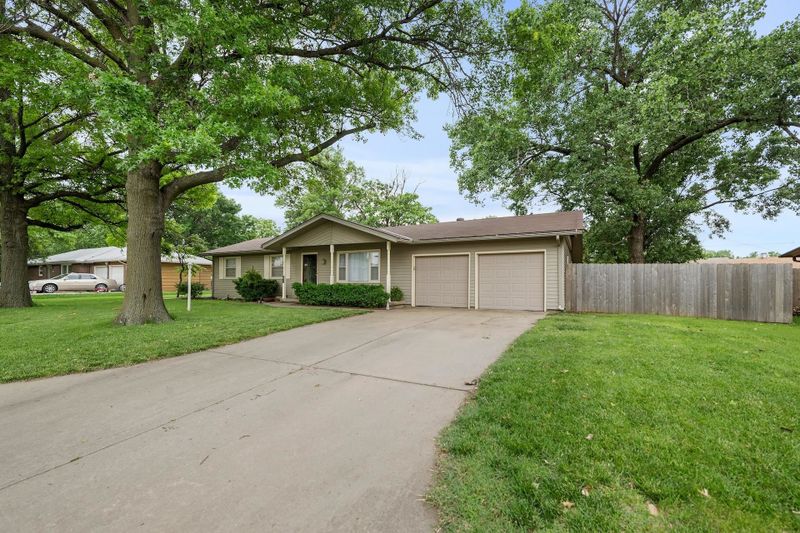 511 E 5th St, Goddard, KS 67052-9012