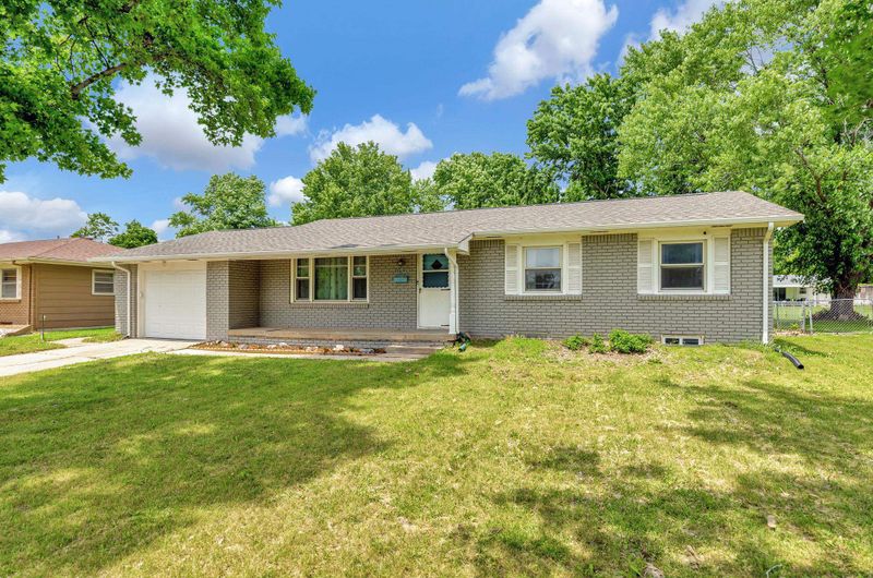 10314 W Hardtner Ave, Wichita, KS 67212