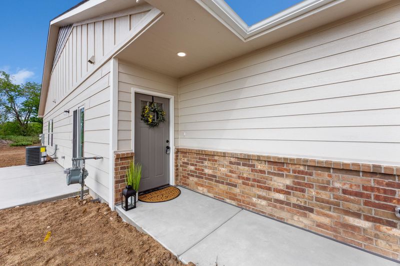434 Trails Head Ct, Goddard, KS 67052