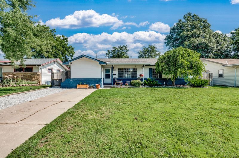 2024 E 53rd St S, Wichita, KS 67216