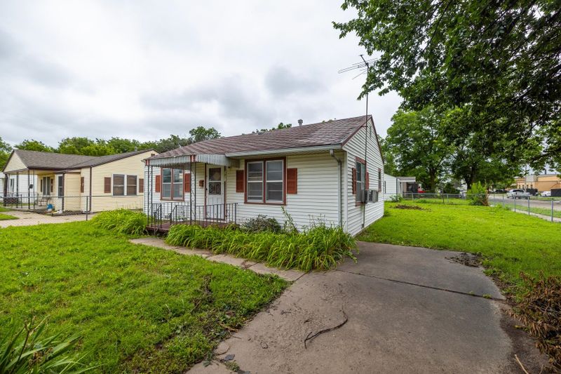 1901 E 11th, Wichita, KS 67214