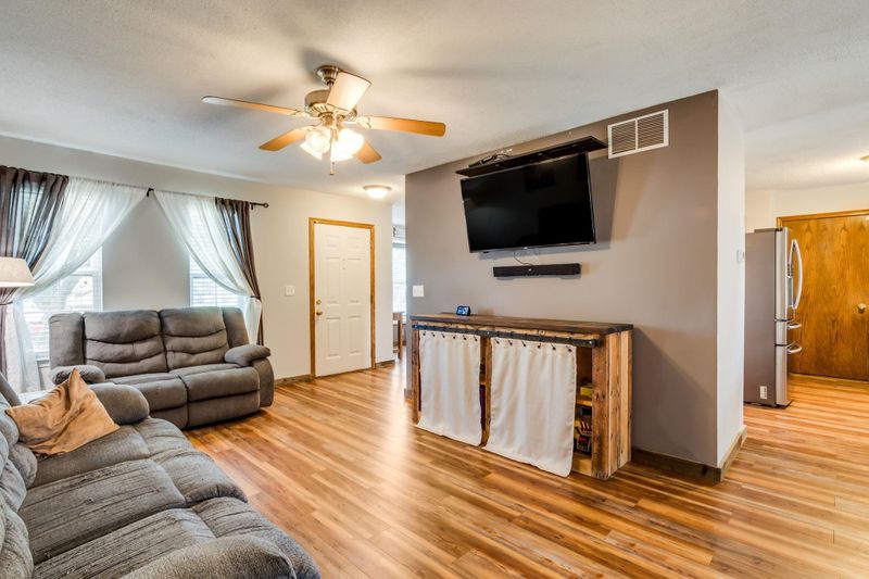 245 W Teal, Derby, KS 67037