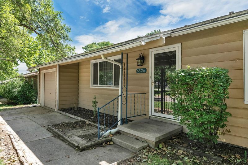6526 N Hydraulic St, Park City, KS 67219