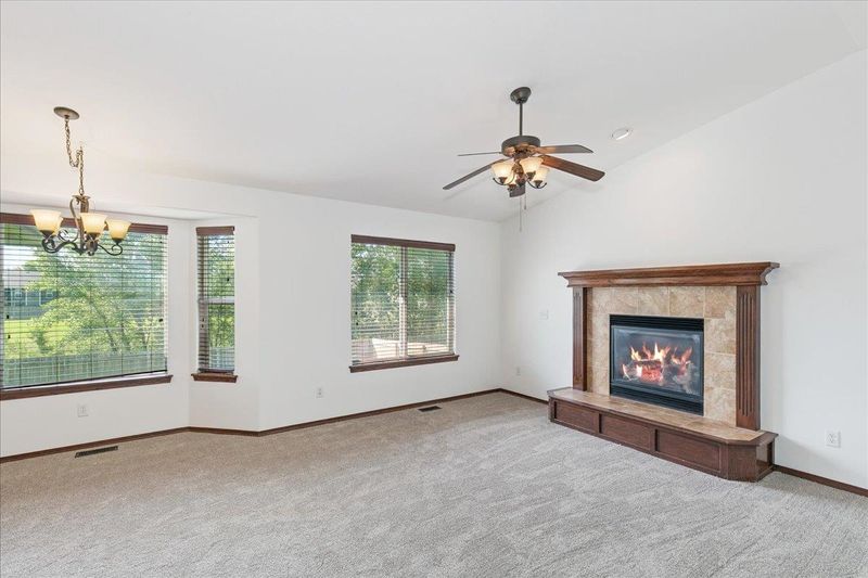 1112 E Lost Hills St, Derby, KS 67037