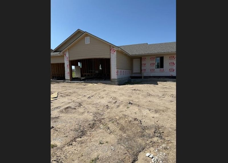 2582 Spring Meadows Ct, Derby, KS 67037