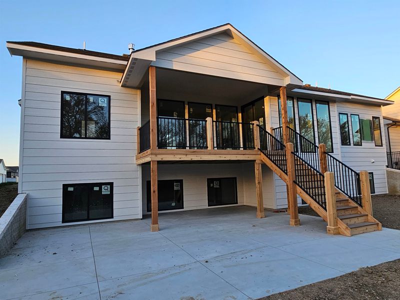 1029 W Silverstone Ct, Andover, KS 67002